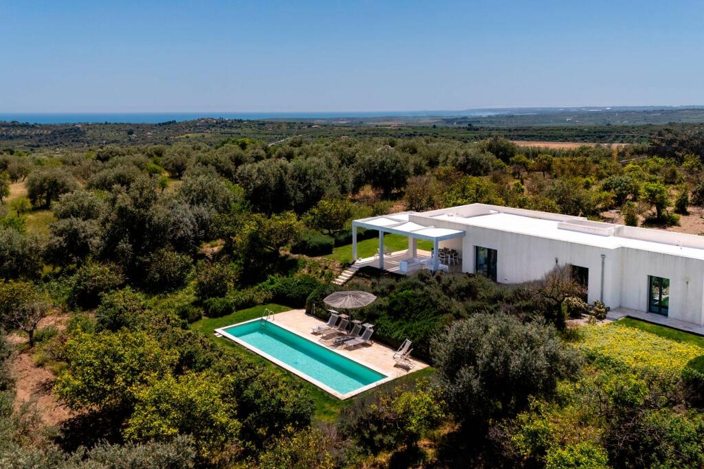 Main image of property: Sicily, Syracuse, Noto