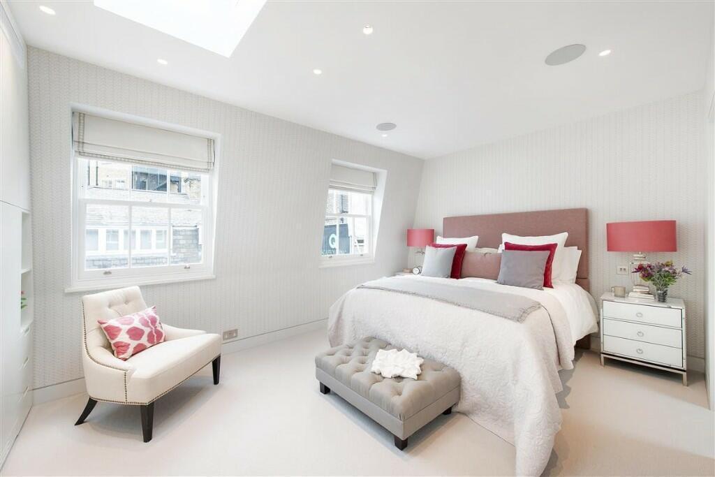 4 bedroom terraced house for rent