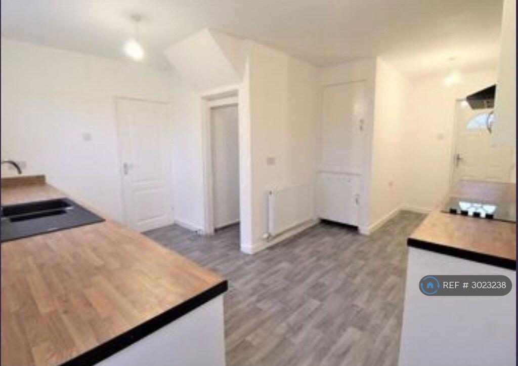 House in Tameside, Matley - More