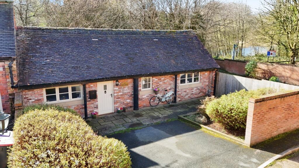 2-bed house on Stirchley Grange, Stirchley Road, Stirchley, Telford, Shropshire, TF3 1AB, £235,000