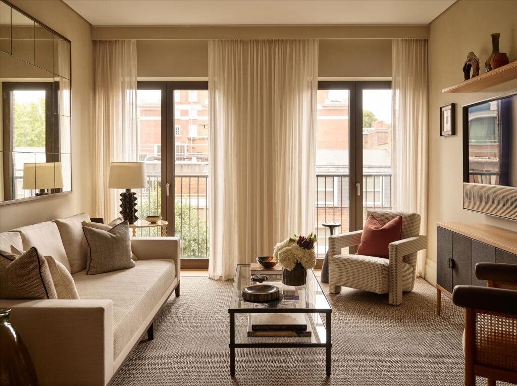 Main image of property: 100 George Street, Marylebone, London, W1U 8NU