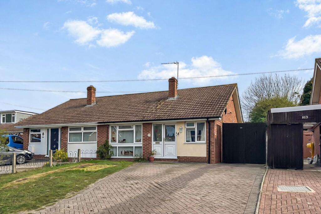 Main image of property: Bodiam Avenue, Tuffley, Gloucester, GL4 0XL