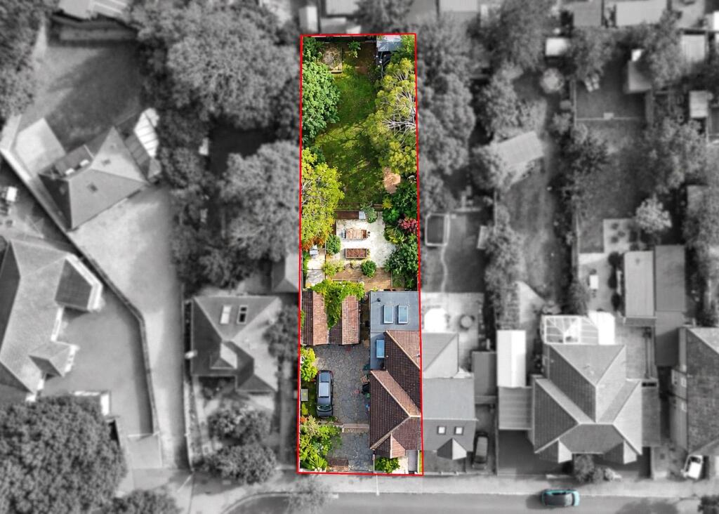 31, Jumpers Avenue, Christchurch, Dorset, BH23 photo 2