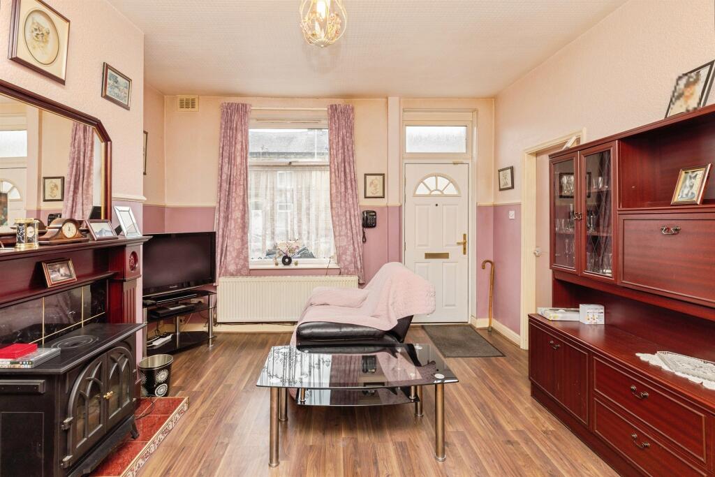 House in Bradford, West Bowling, Trident - View 3