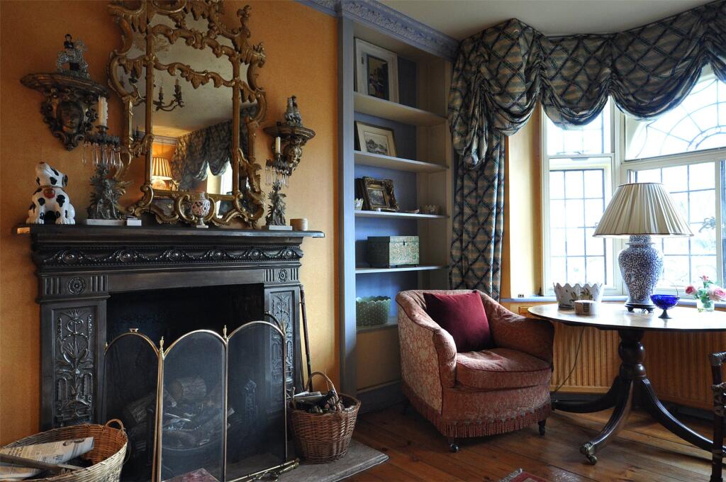 Main image of property: Cheyne Walk, Chelsea, SW3