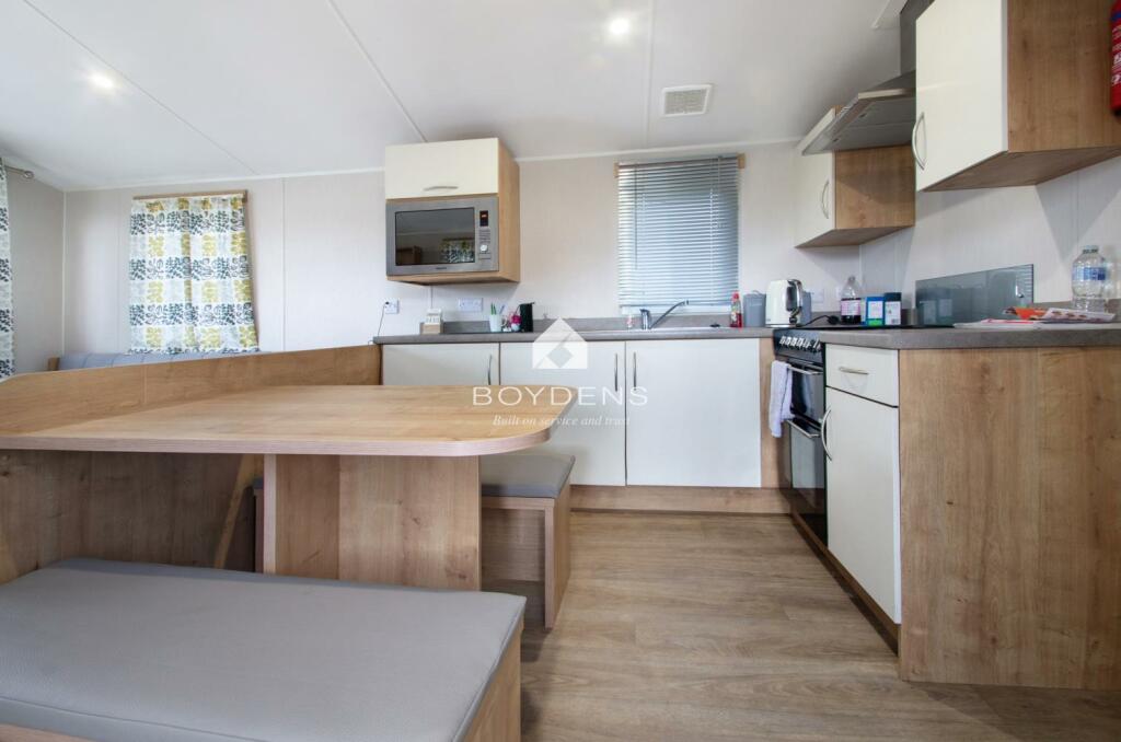 Valley Farm Holiday Park, Clacton On Sea photo 2