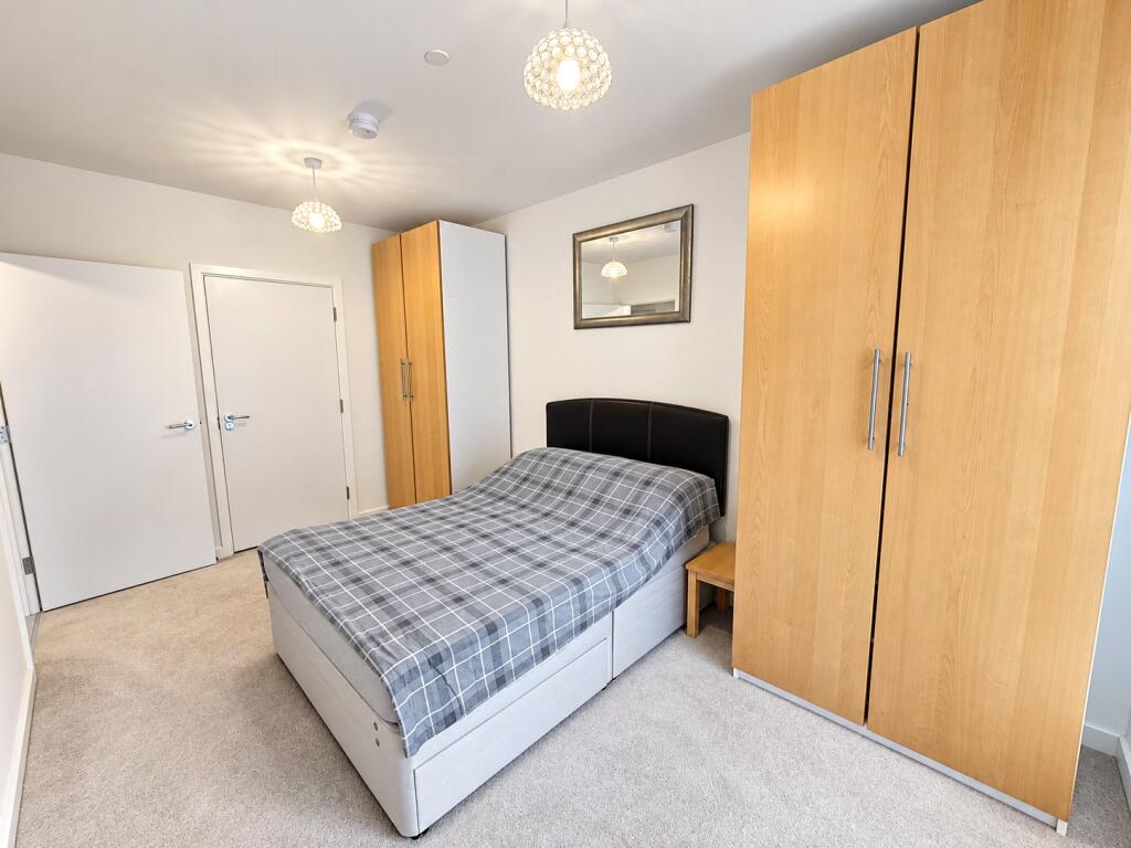 Apartment in London - View 5