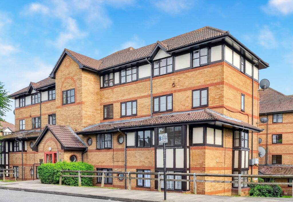 Main image of property: Somerset Gardens, Tottenham, N17