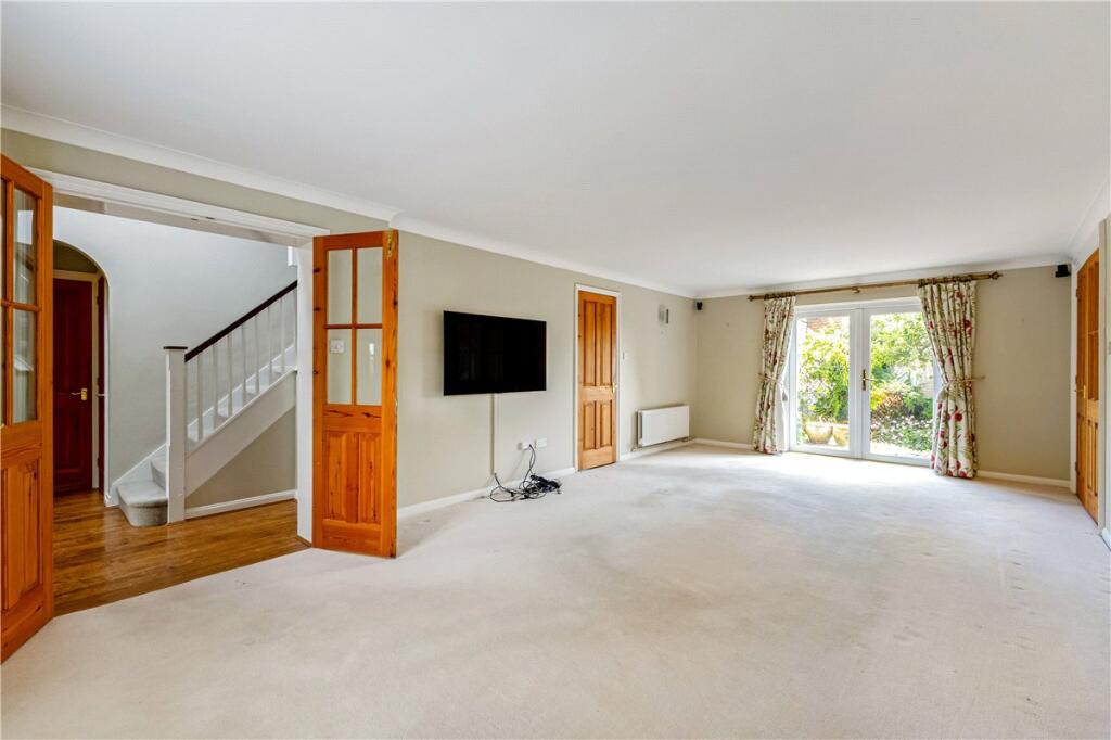 House in Swindon - View 4