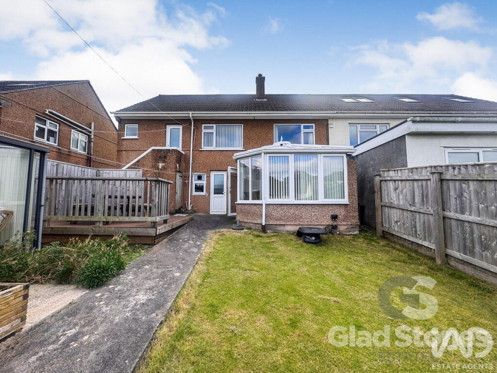 4-bed semi-detached on Gower Ridge Road, Plymouth, PL9, £330,000