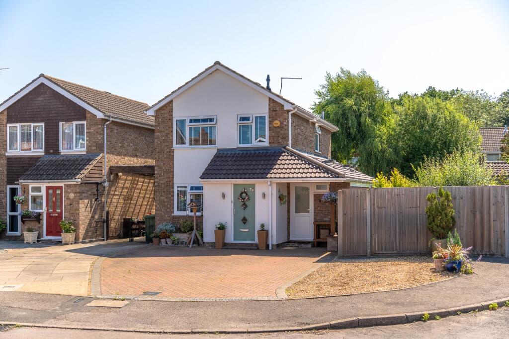 Main image of property: Robert Avenue, Somersham, Huntingdon, Cambridgeshire, PE28 3EX