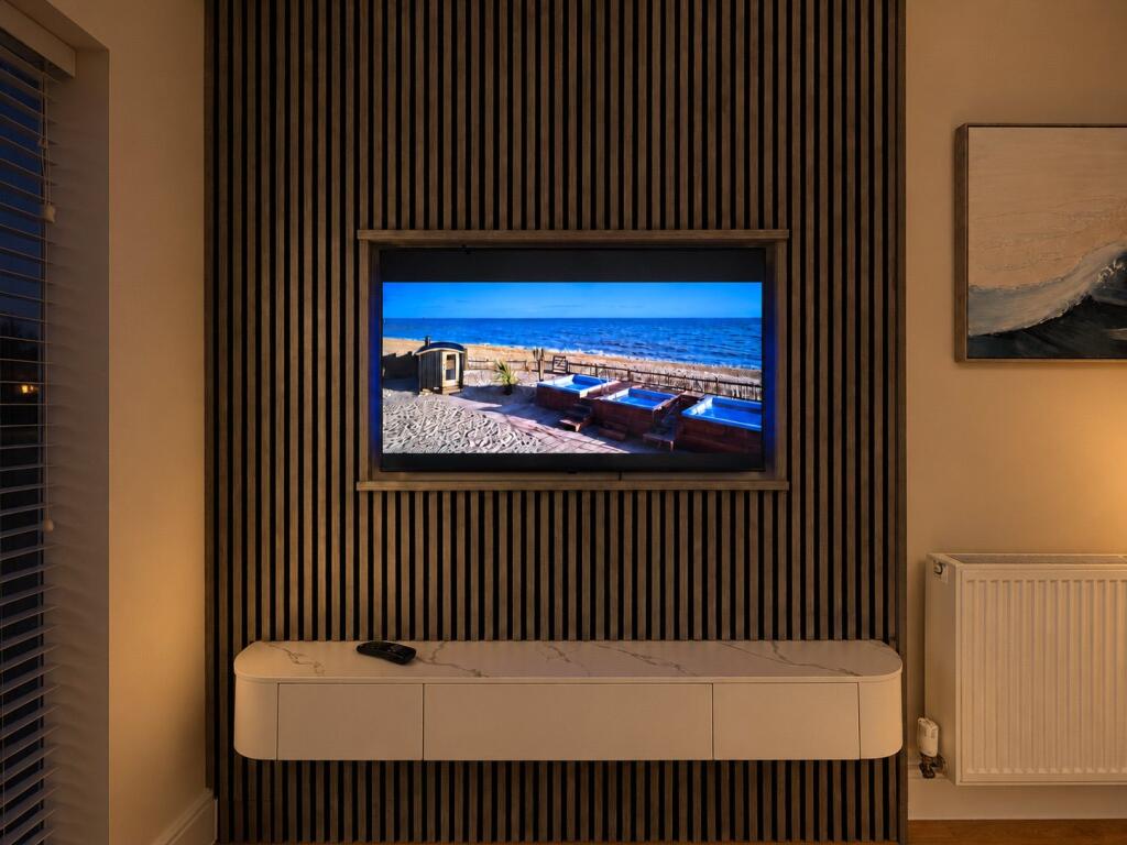 Apartment in Canterbury - View 3