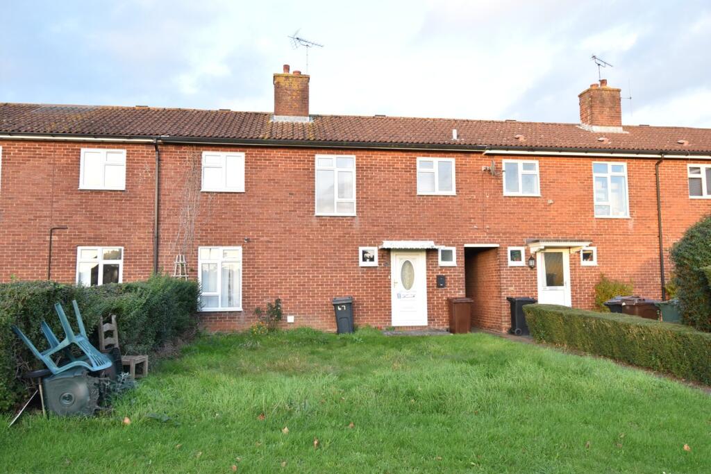 3-bed terraced on Breadlands Road, Willesborough, Ashford, TN24, £200,000