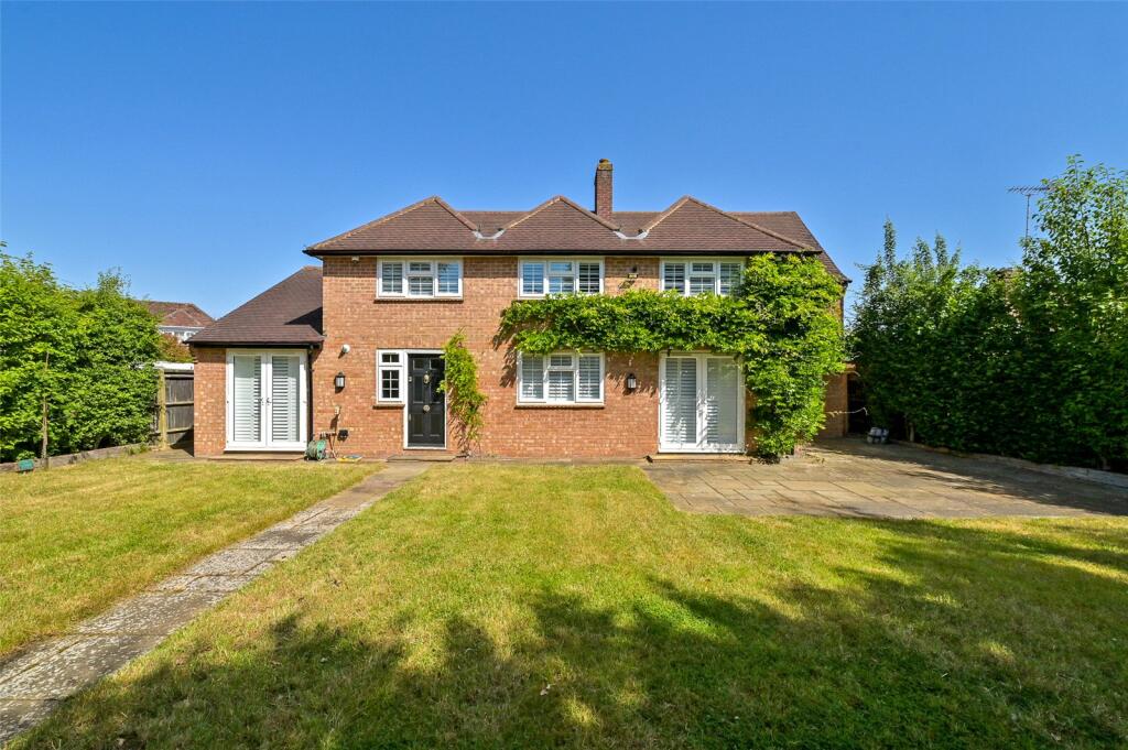 Main image of property: The Street, Bramley, Tadley, Hampshire, RG26