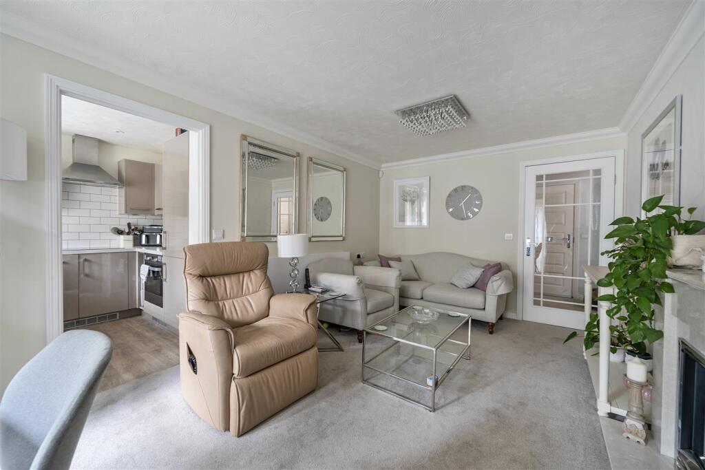 Allingham Lodge, Eastbourne, East Sussex photo 4