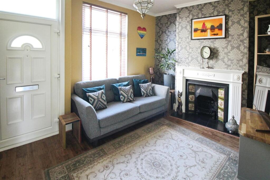 House in Leeds, Rothwell Haigh, Rothwell - View 5