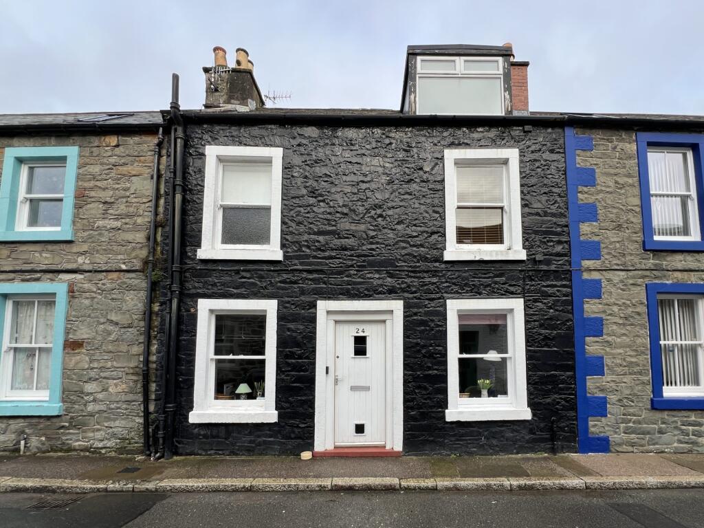 Main image of property: 24 Union Street, Kirkcudbright