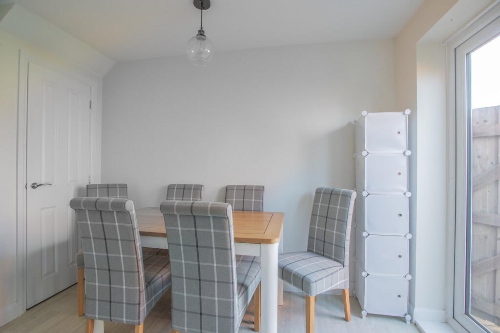 House in Swindon - View 4