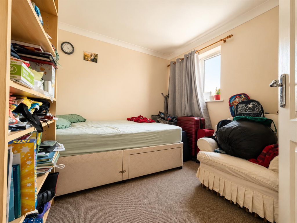 Apartment in Portsmouth - View 5