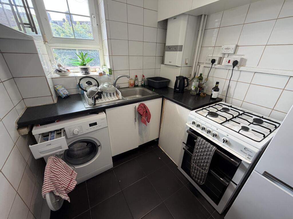 Flat 65 Eastwell House, Weston Street, Borough, London, SE1 photo 4