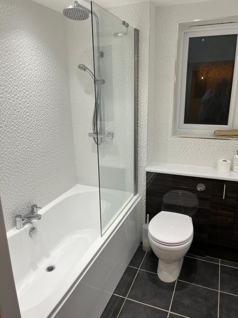 Apartment in Doncaster - View 5