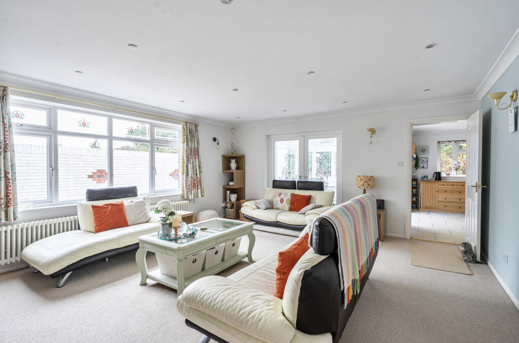 House in Southampton - View 2