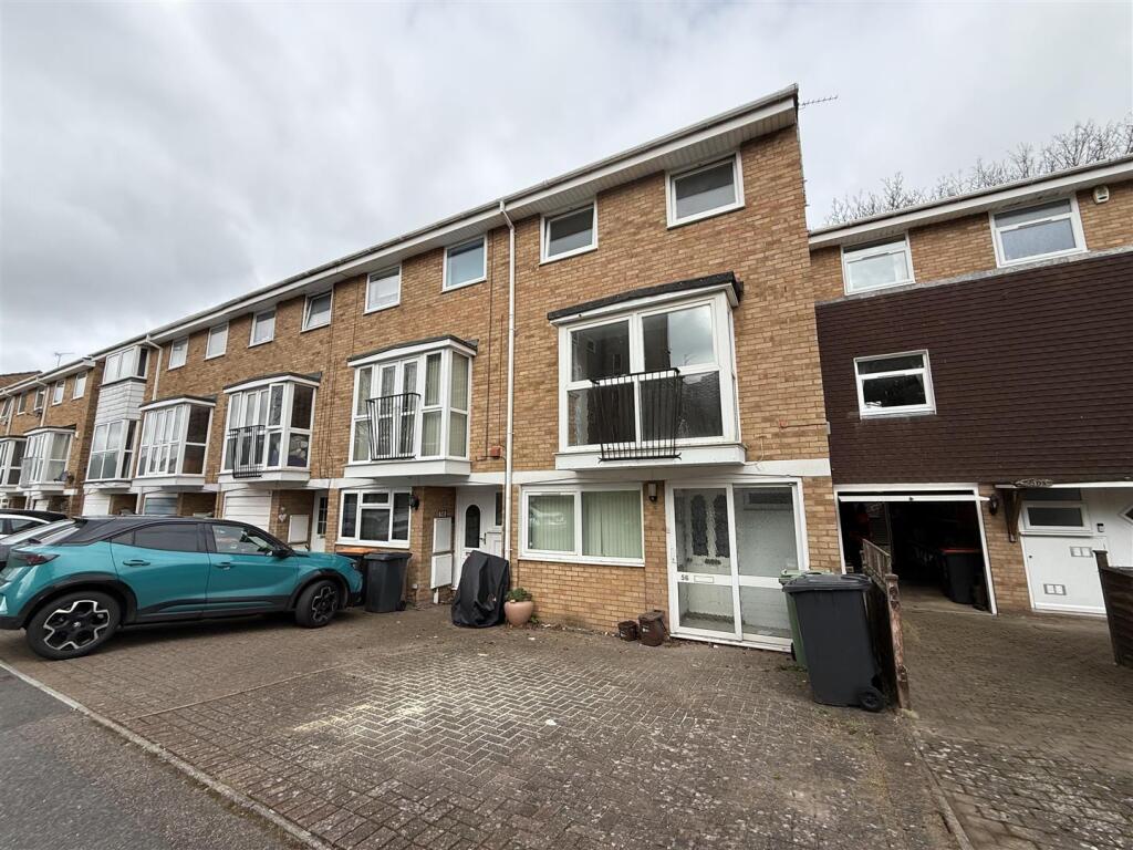 Main image of property: Staines Square, Dunstable