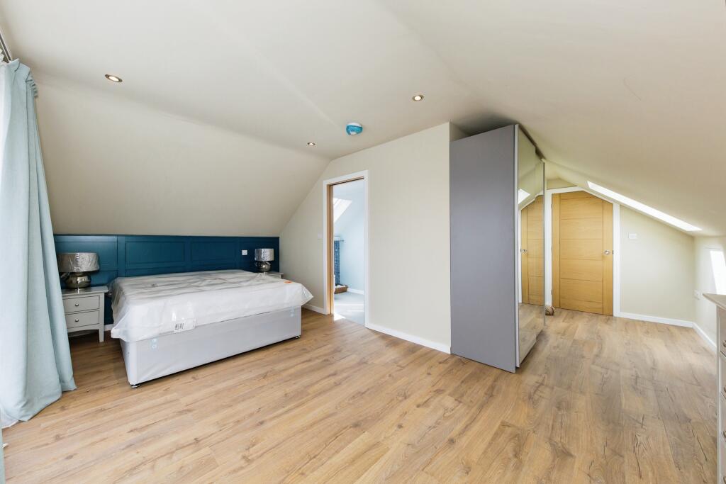 House in Crewe - View 2