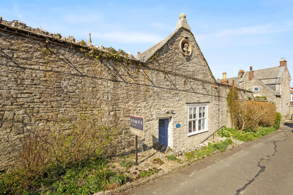 Main image of property: Swanage, Dorset