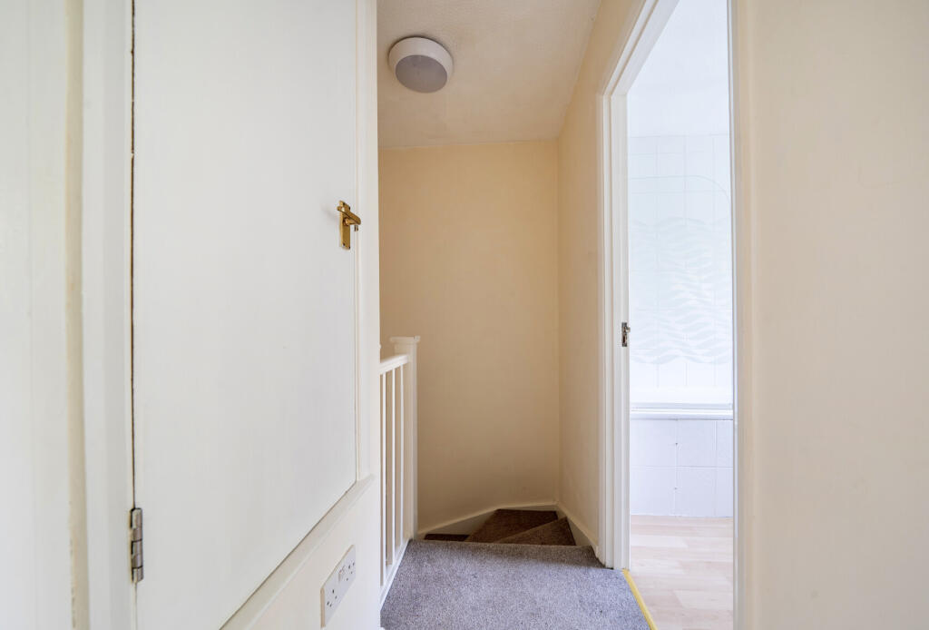 House in Tonbridge - View 5