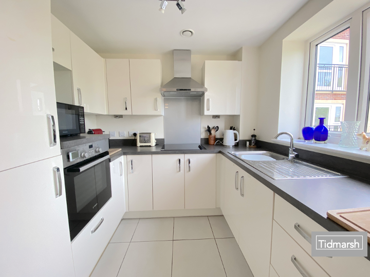 15 Brindley Gardens, Codsall, WV8 1FL photo 3