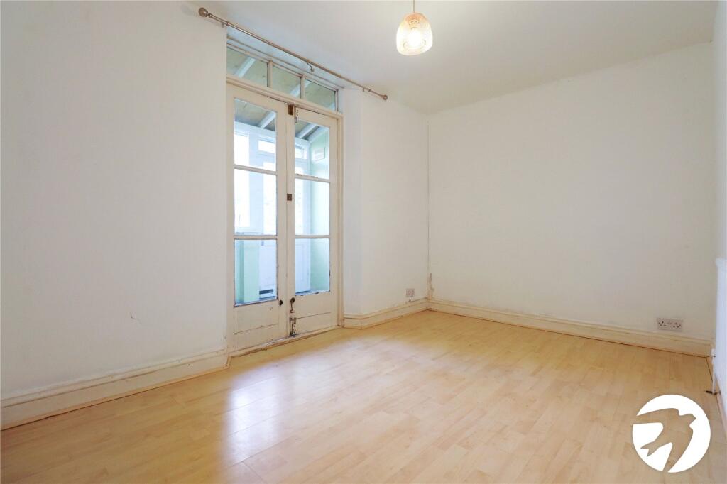 Apartment in Dartford - More
