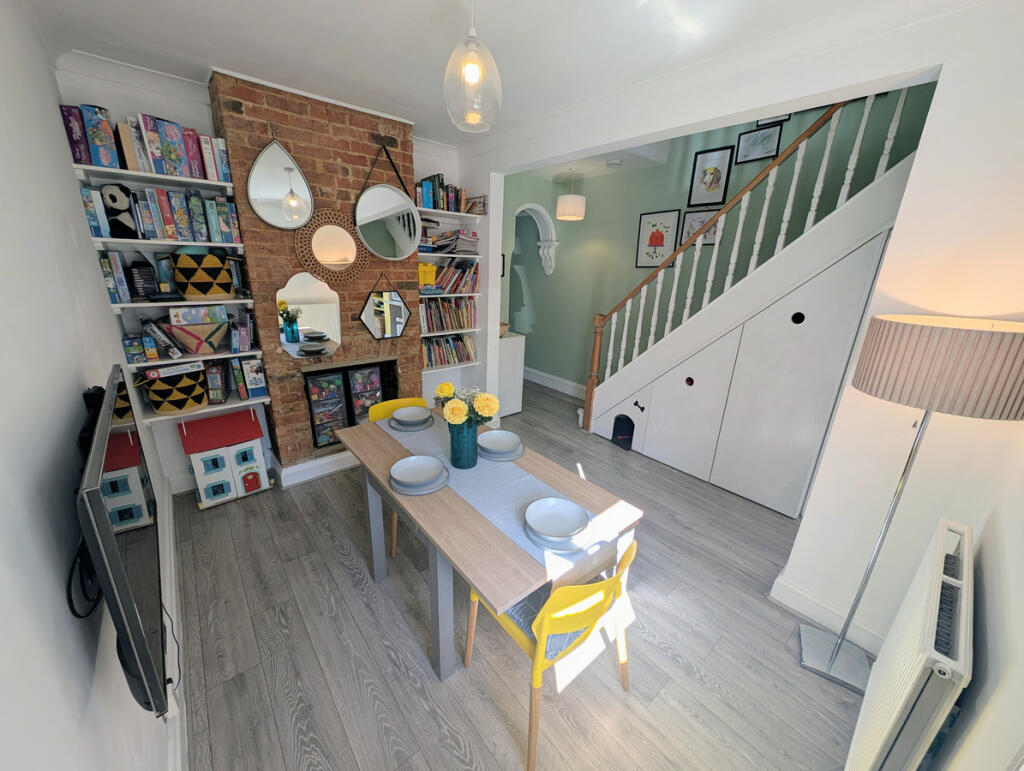 Main image of property: Bellevue Road, Cowes, PO31