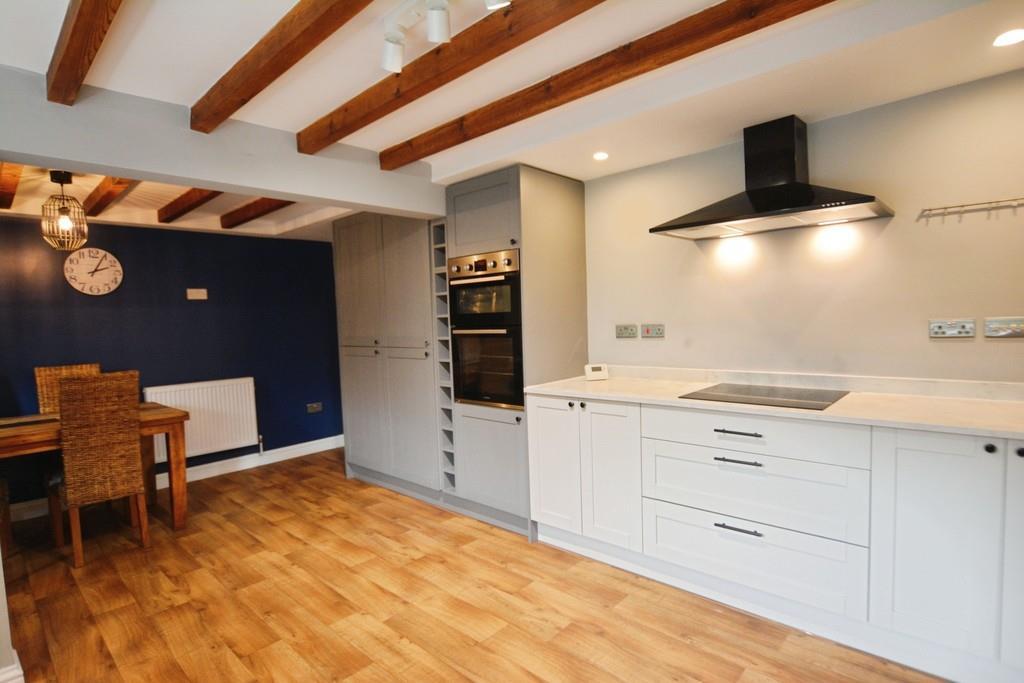 House in Newark and Sherwood, Upton - View 4