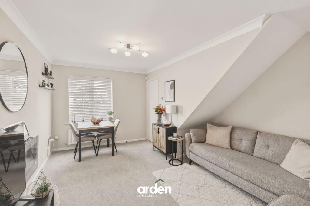 Abbey Close, Bromsgrove, B60 - View 4