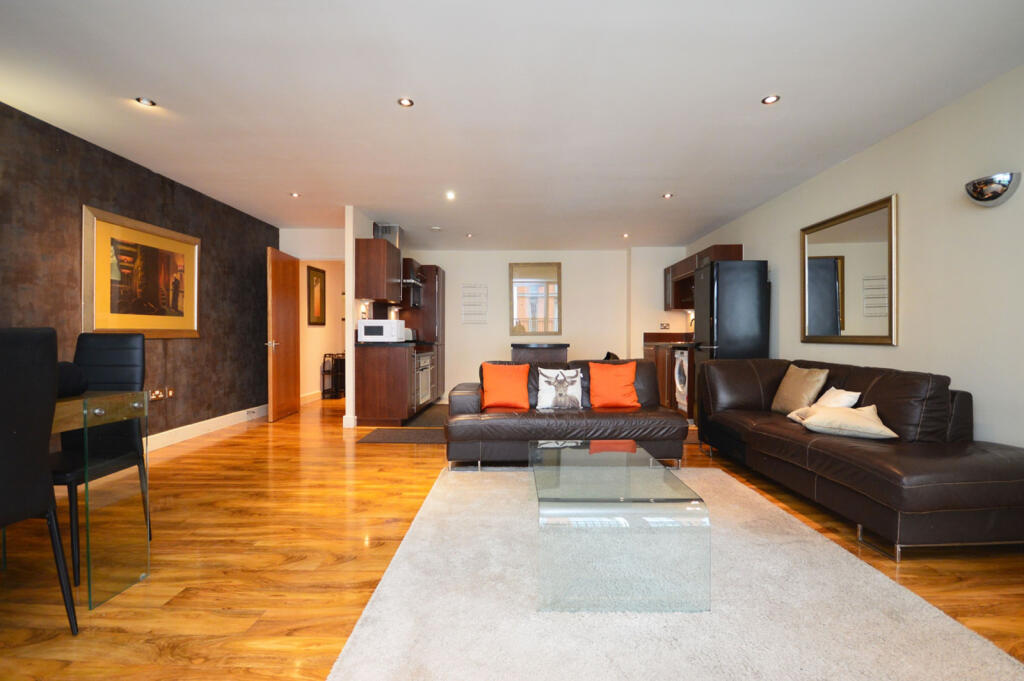 Apartment in London - View 3