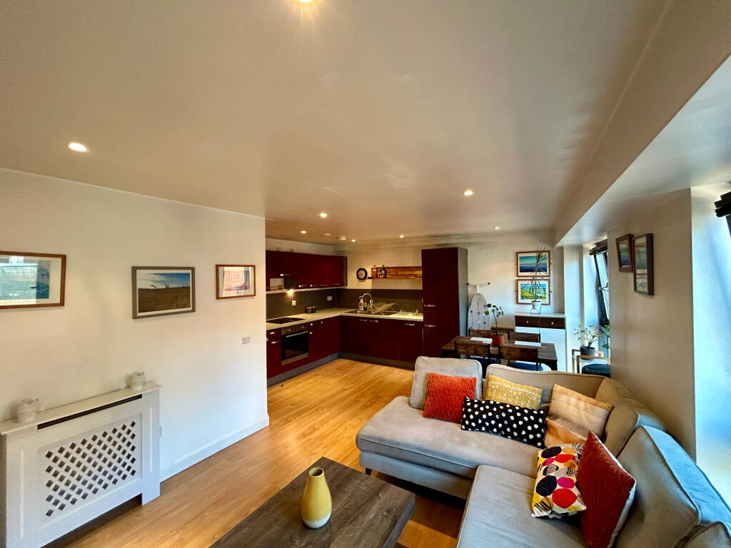 Main image of property: York Place Leeds