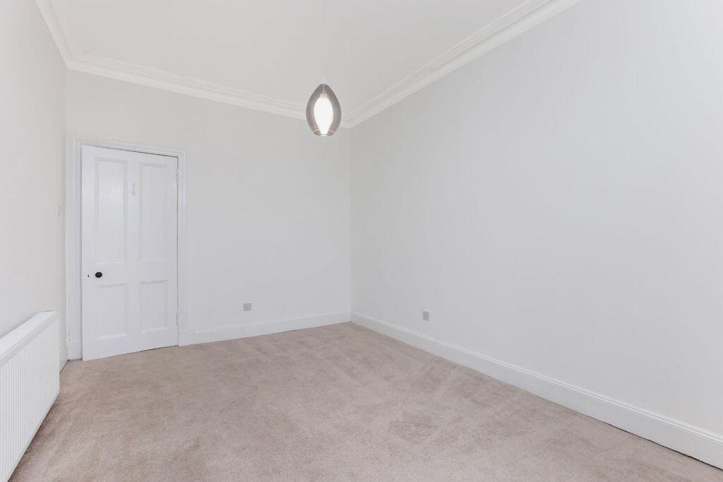 Apartment in Glasgow, The Drives, Dennistoun - View 5