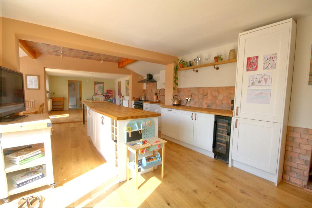 House in Wheatley, Littleworth - View 4