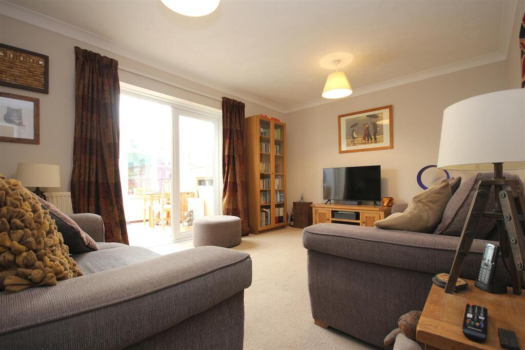 House in Portsmouth - View 4