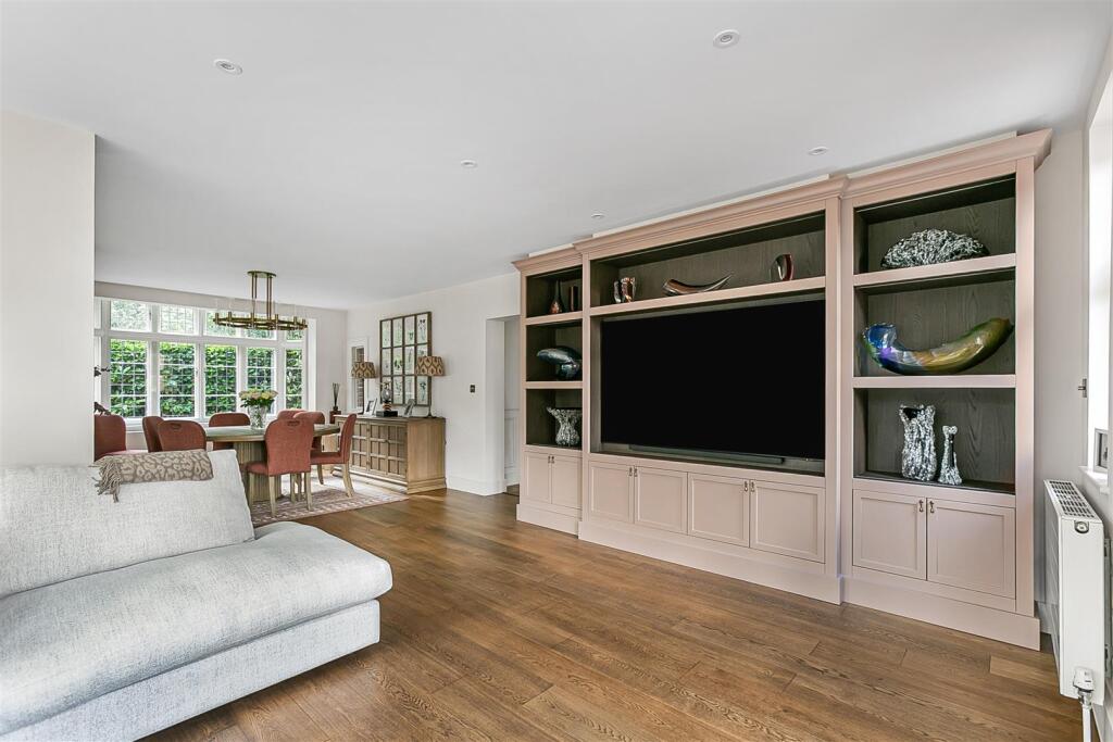 House in Watford - View 4