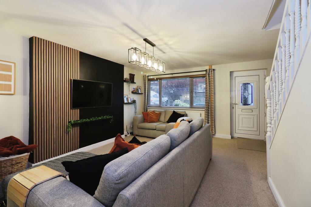 Reaper Crescent, Sheffield, S35 photo 4
