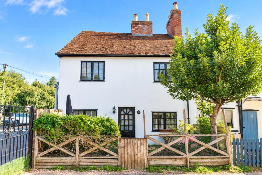 Main image of property: Lawn Lane, Hemel Hempstead, Hertfordshire, HP3