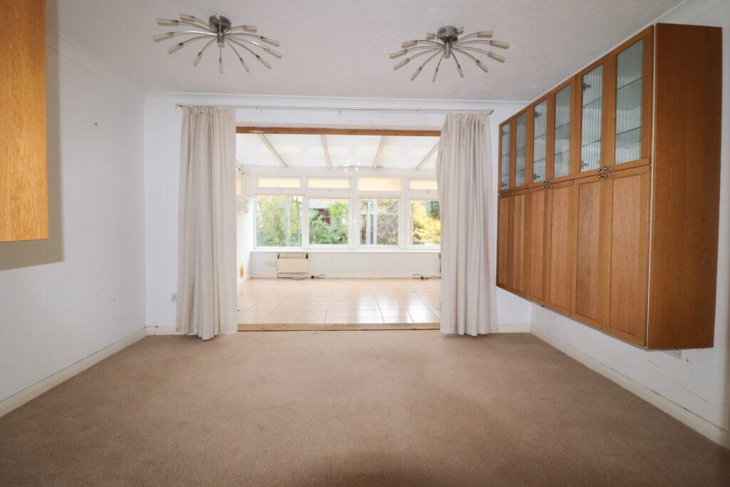 Avenue Road, Hayling Island photo 4