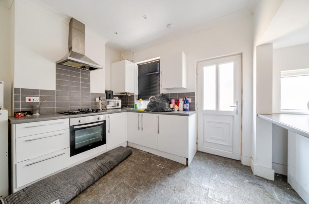 House in South Kesteven, Grantham - View 2