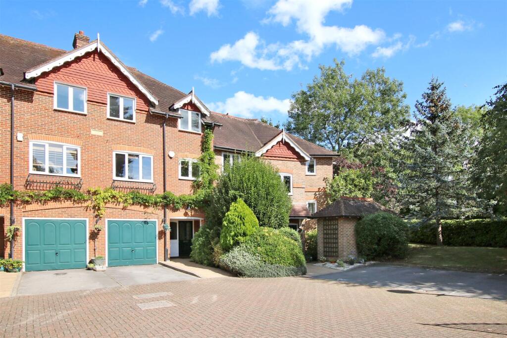 Main image of property: WALLIS MEWS, LEATHERHEAD, KT22