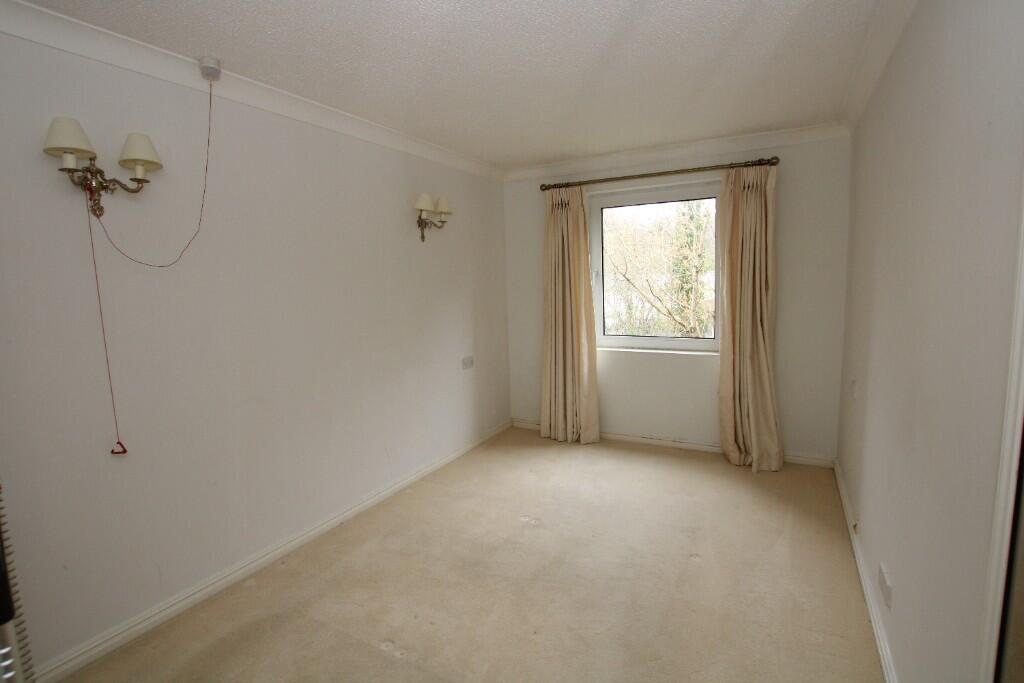 Tanners Lane, Haslemere, Surrey, GU27 photo 4