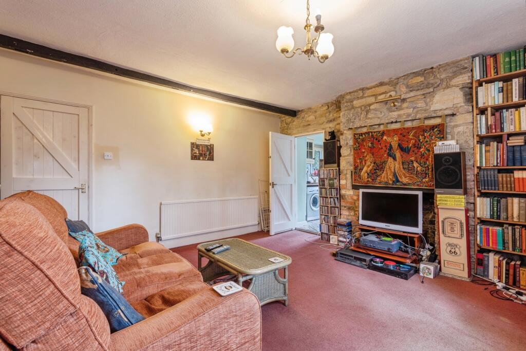 House in Taunton - View 4