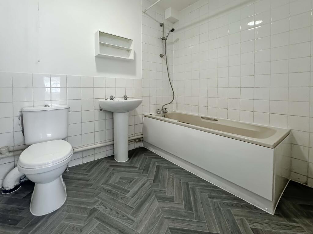 Apartment in Brighton, Brunswick - More