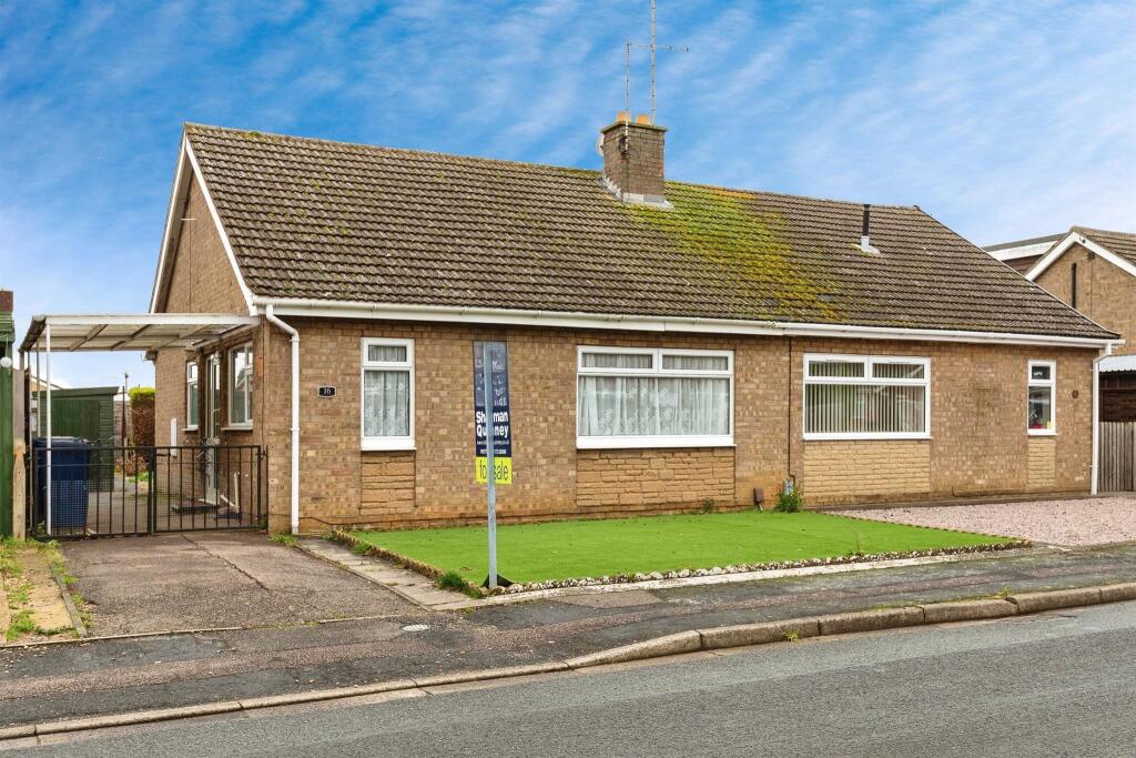 2-bed bungalow on Otago Close, Whittlesey, Peterborough, £190,000